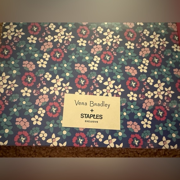 Vera Bradley File Folio Bloom Berry - 22 X 9.25 File Folder 9 Accordion Pockets - Picture 5 of 13